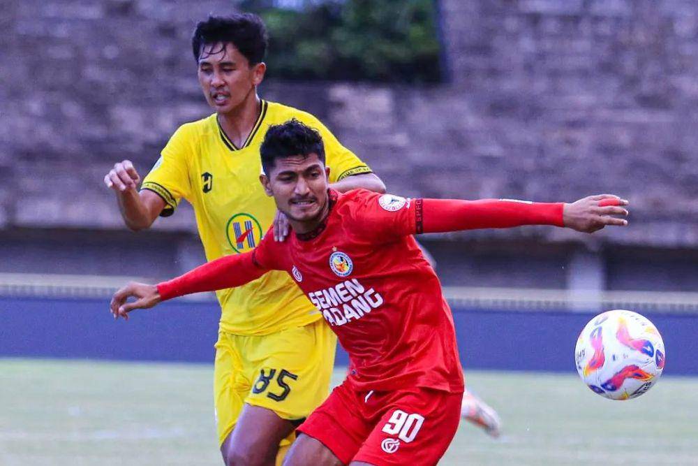 Semen Padang FC dalam laga melawan Barito Putera pada pekan ke-5 Liga 1 Indonesia 2024/2025. (ligaindonesiabaru.com)