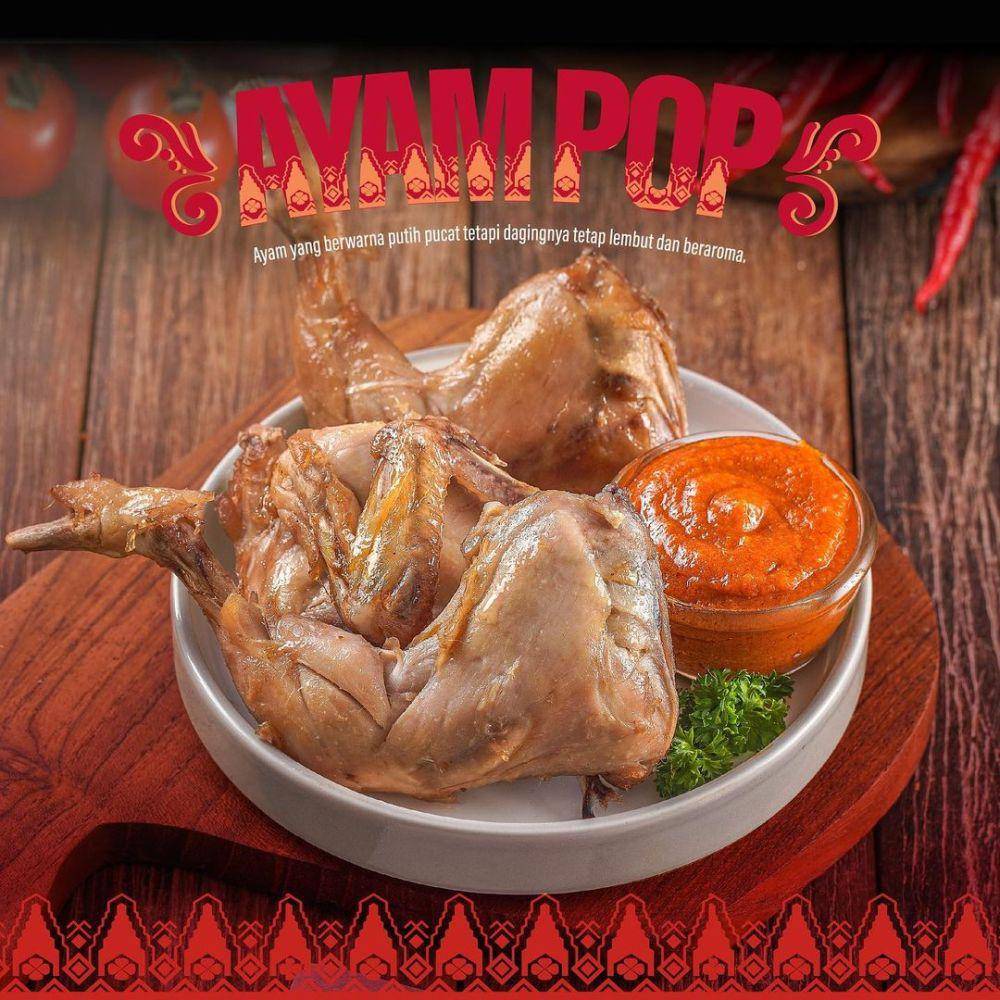 sajian ayam pop di Padang Payakumbuah (instagram.com/padangpayakumbuah)