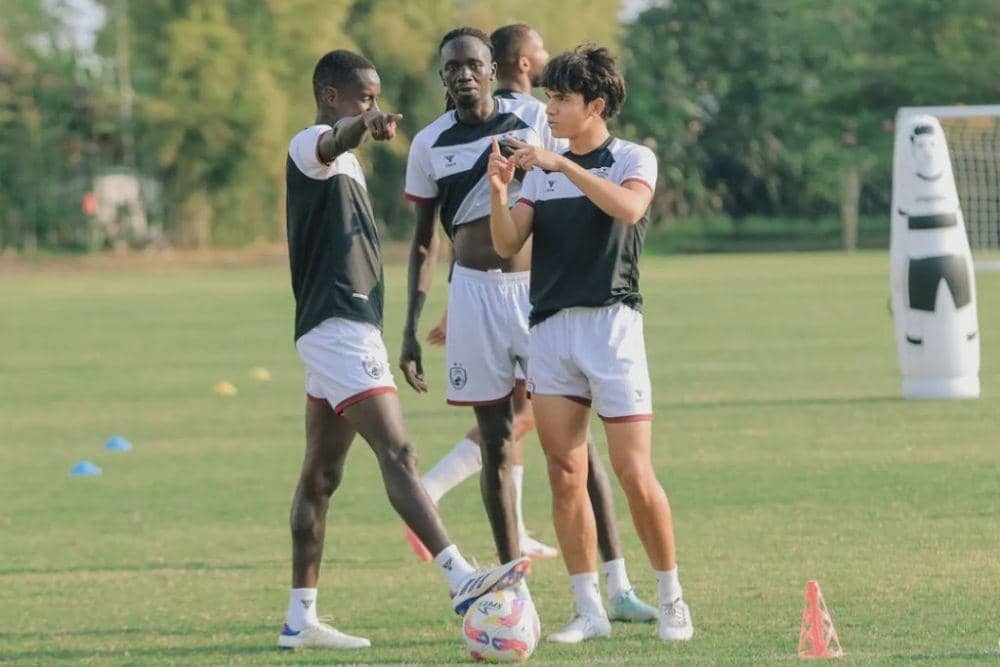Para pemain PSM Makassar dalam sesi latihan di Bantul, DI Yogyakarta, pada Jumat 27 September 2024. (Instagram.com/psm_makassar)