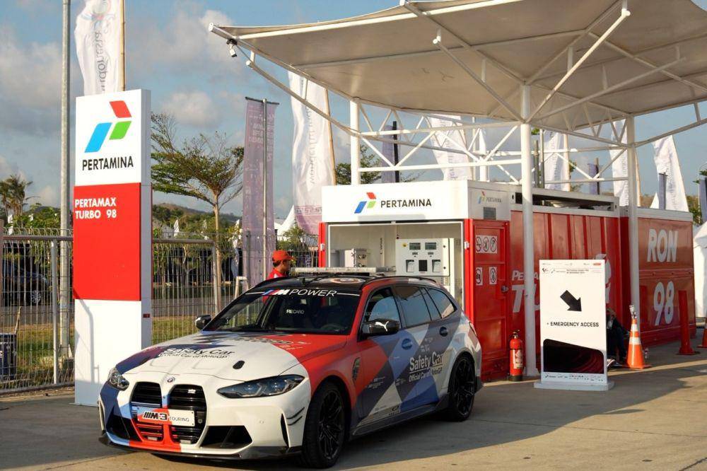 SPBU Modular Pertamax Turbo dan Pertamina Dex di MotoGP Mandalika (dok. Pertamina Patra Niaga)