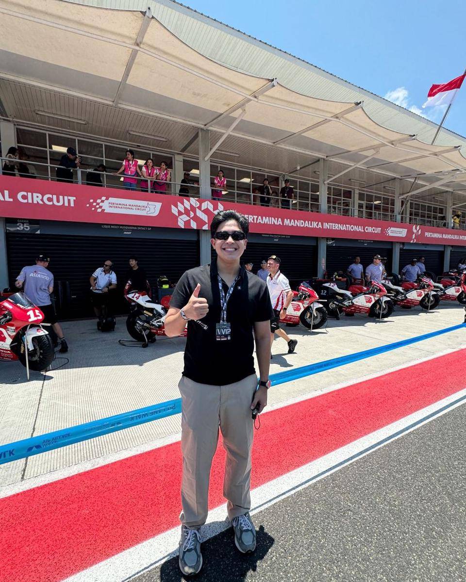 potret artis ke MotoGP Mandalika 2024 (instagram.com/jeromepolin)