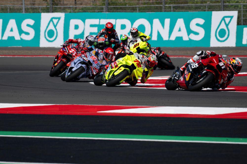 Klasemen MotoGP 2025: Bezzechi Merangsek, Marquez Masih Pertama