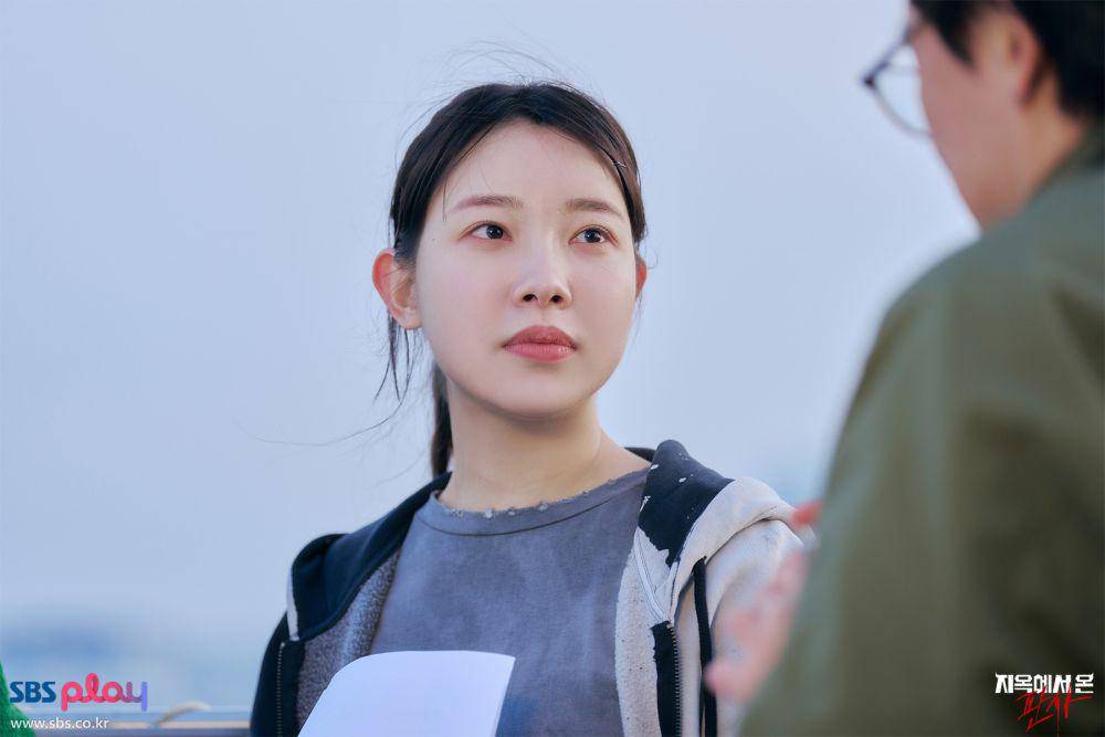 potret Kim Ah Young di drakor The Judge From Hell (dok. SBS/The Judge From Hell)