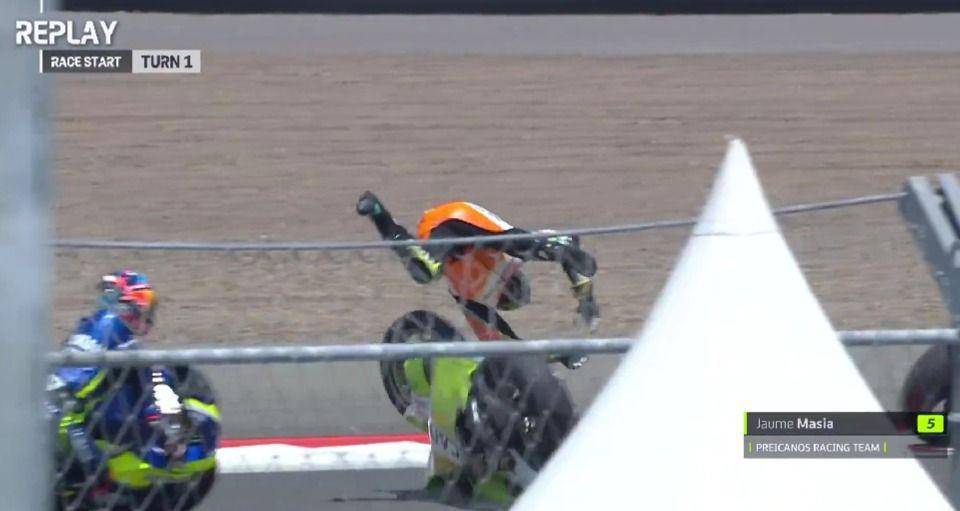Insiden Jaume Masia. (X/@MotoGP).