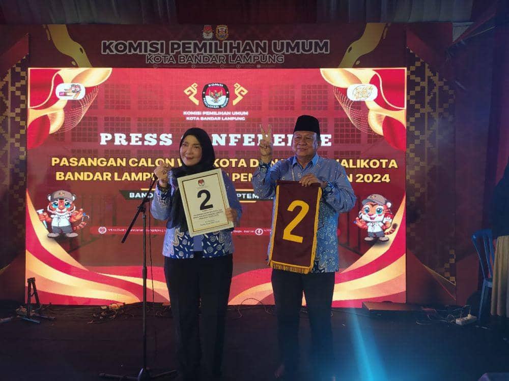 Paslon Pilwakot Bandar Lampung nomor urut 02, Eva Dwiana dan Deddy Amarullah (IDN Times/Muhaimin)