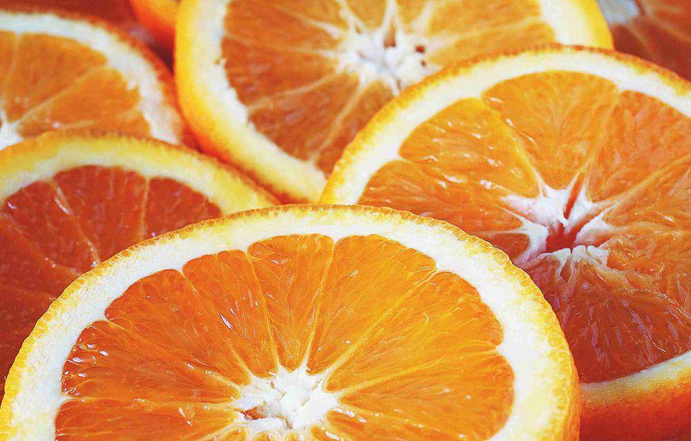 ilustrasi note citrus (pexels.com/Suzy Hazelwood)