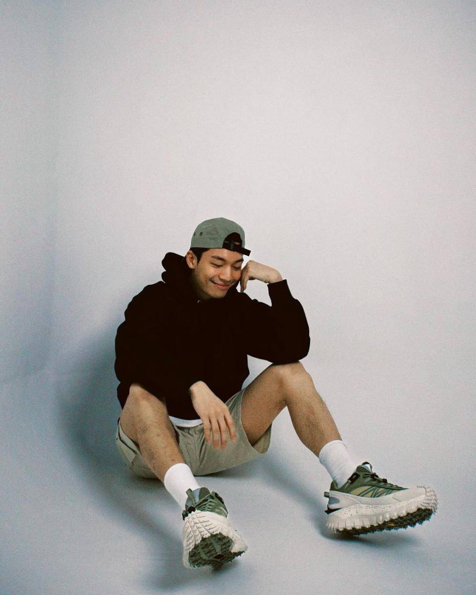 Wi Ha Joon (instagram.com/wi__wi__wi)
