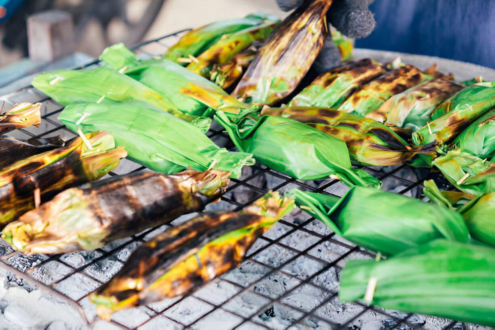 6 Nasi Bakar Enak di Surabaya, Gurihnya Pas!