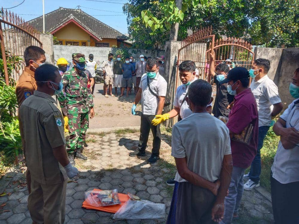 Polisi mengamankan barang bukti dari TKP (Humas Polres Lotim)