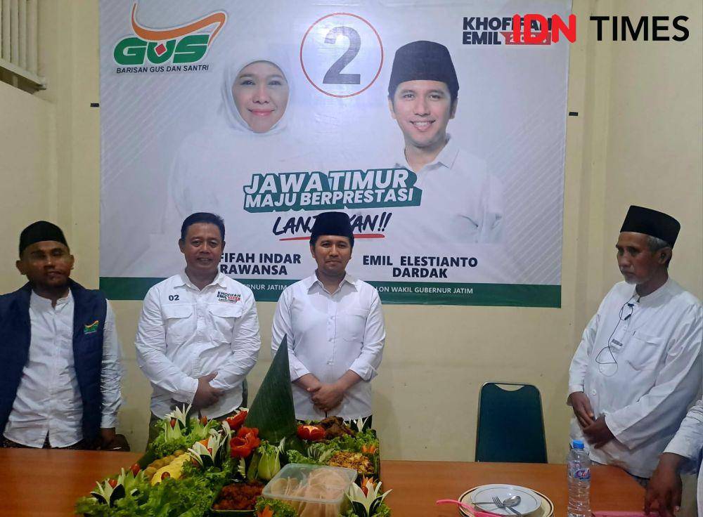 Cawagub Jatim nomor urut 2, Emil Elestianto Dardak saat peresmian Posko Pemenangan Barisan Gus dan Santri. IDN Times/Ardiansyah Fajar.
