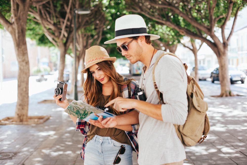 Apa Itu Flashpacker? Para Pelancong Wajib Tahu