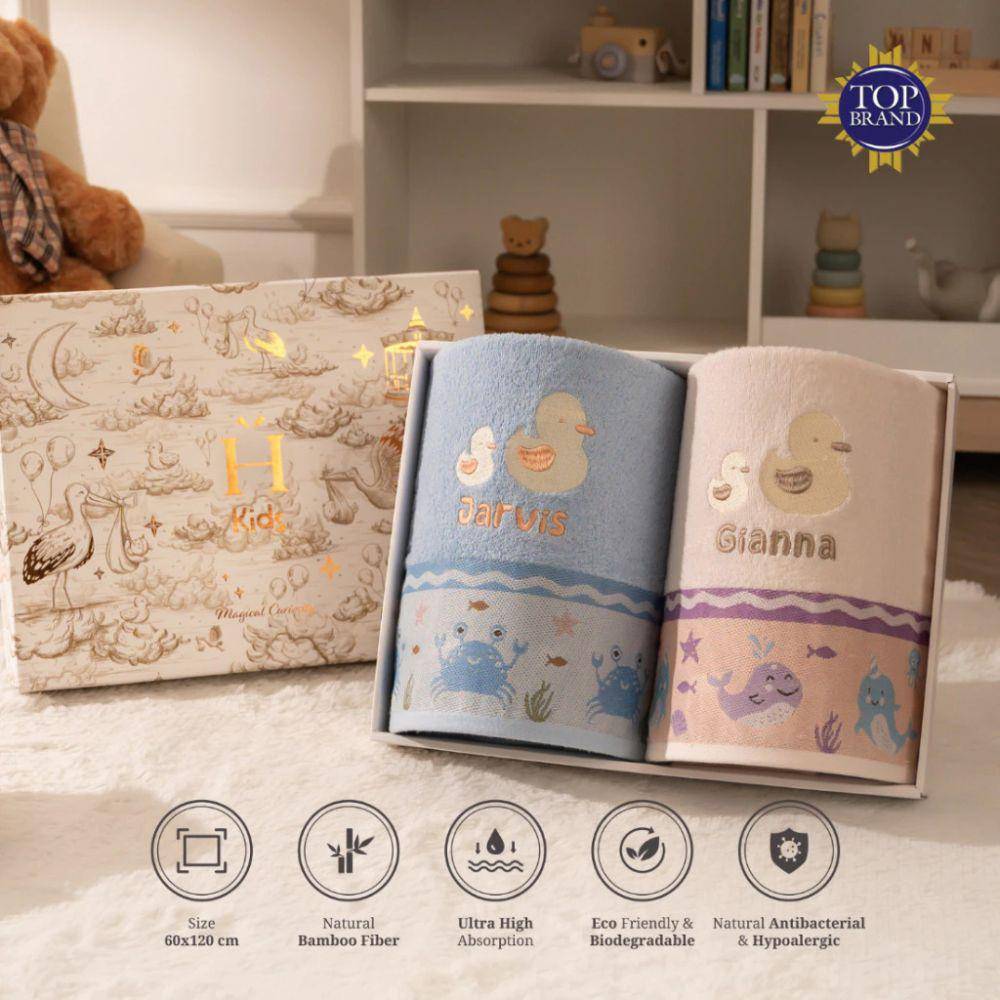 Rekomendasi ide kado bayi kembar. (Shopee.co.id/Howel and Co Official Shop)