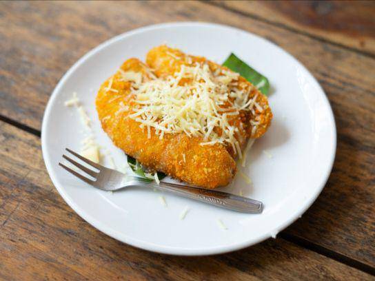 nugget pisang (vecteezy.com/114302885467318057107)