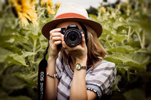 ilustrasi fotografer (pexels.com/Andre Furtado)
