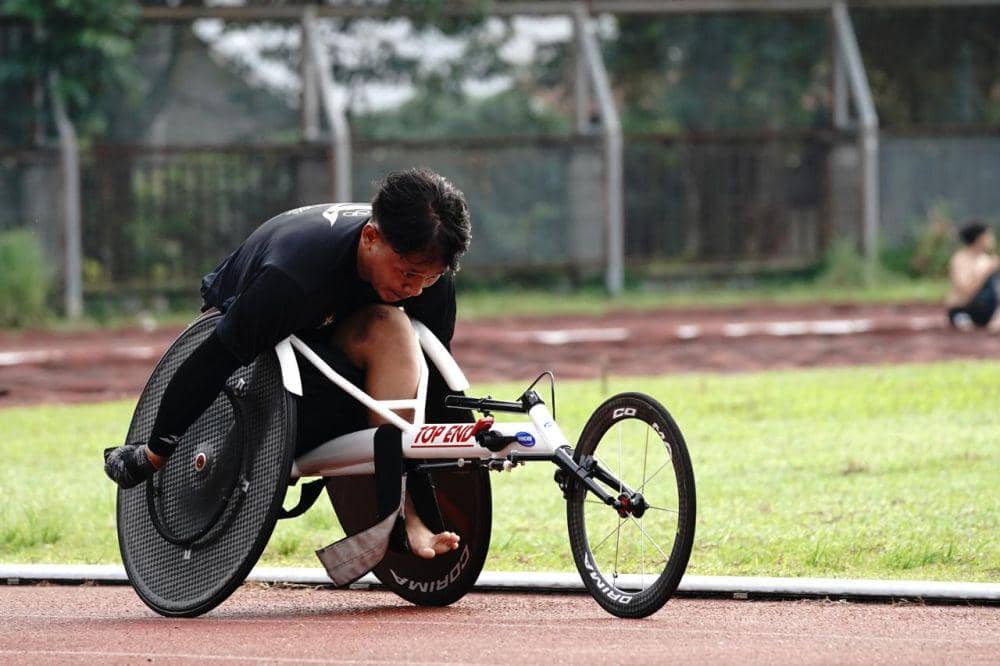 Atlet Balap Kursi Roda NPC Sumut saat latihan persiapan Peparnas di Stadion Unimed (Doc. Yuke Suparyo for IDN Times)