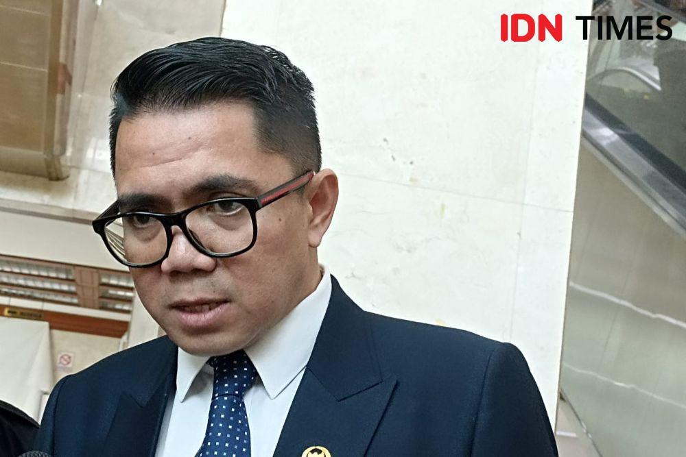 Arteria Dahlan Lepas Jabatan DPR demi Beri Jalan untuk Romy Soekarno