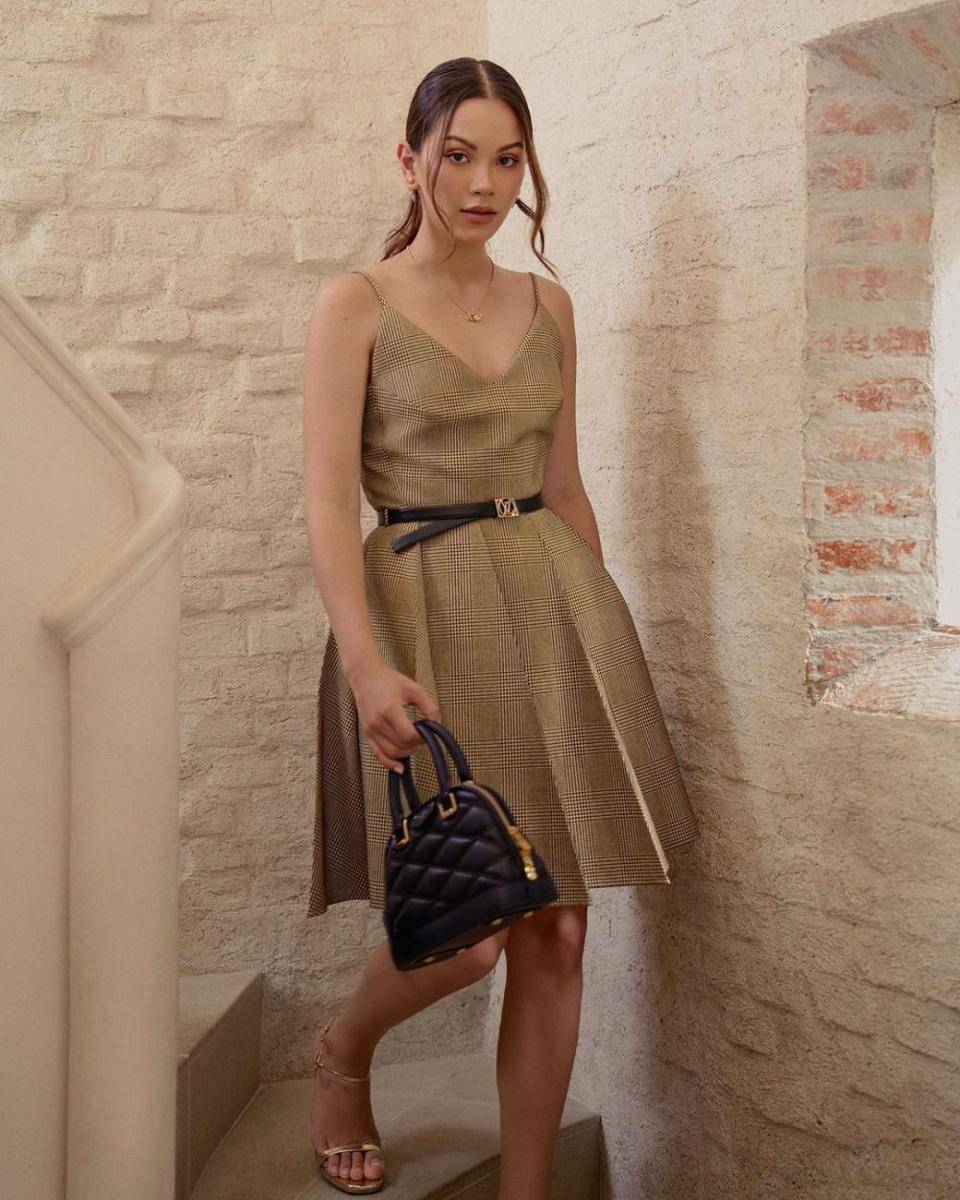 padu padan pattern outfit ala Alyssa Daguise (instagram.com/alyssadaguise)