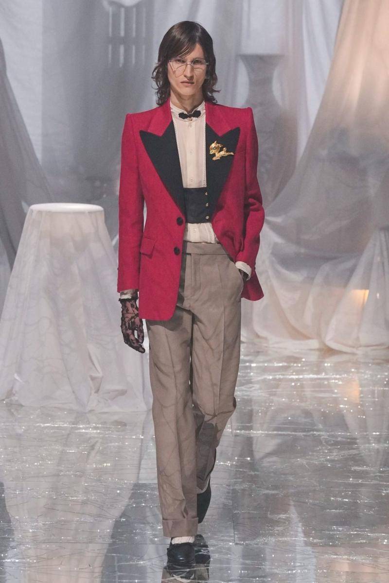 Valentino S/S '25 di Paris Fashion Week 2024 (dok. Valentino)
