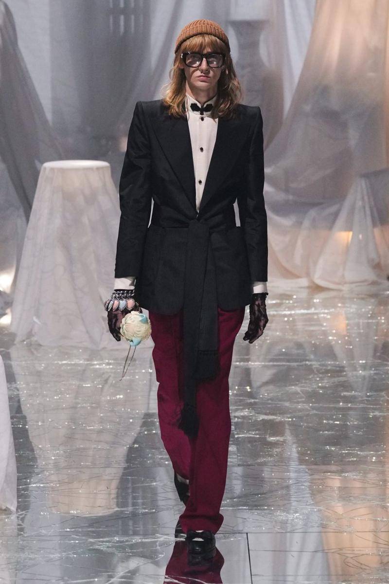 Valentino S/S '25 di Paris Fashion Week 2024 (dok. Valentino)