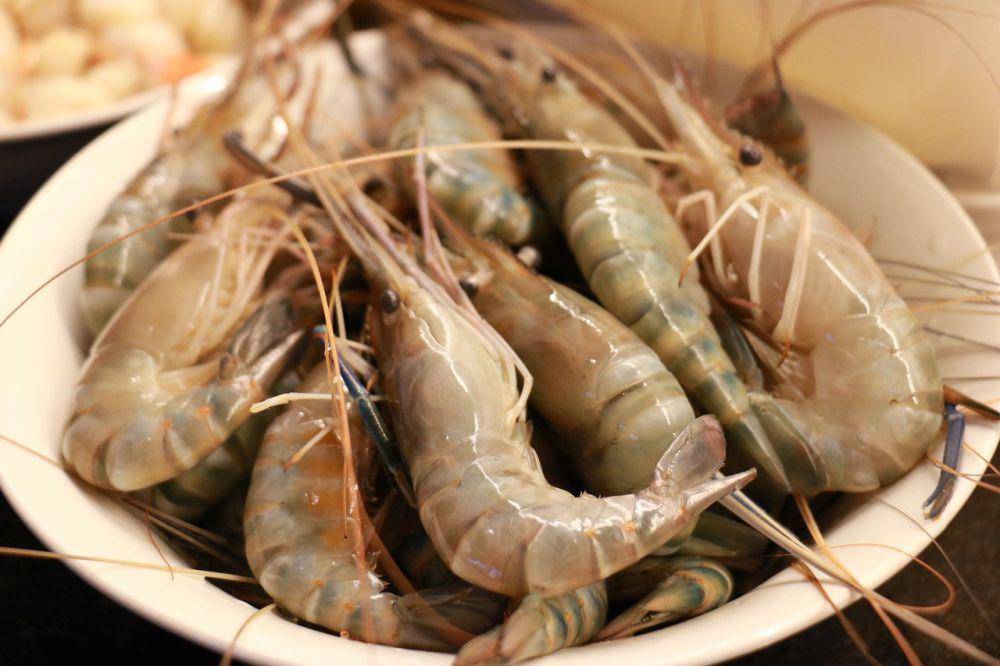 ilustrasi bahan membuat udang goreng serundeng bawang (pixabay.com/TWNN)