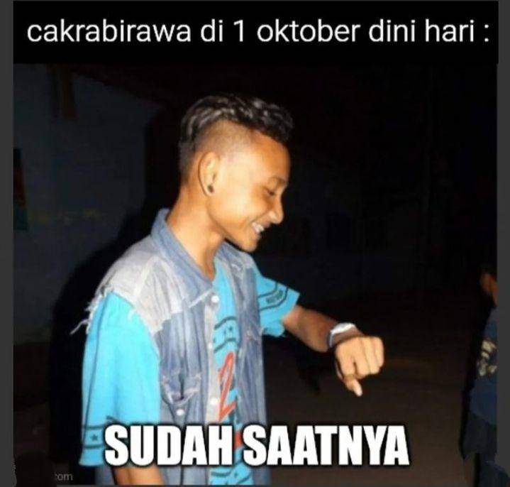 meme Oktober (instagram.com/_drakjoke)