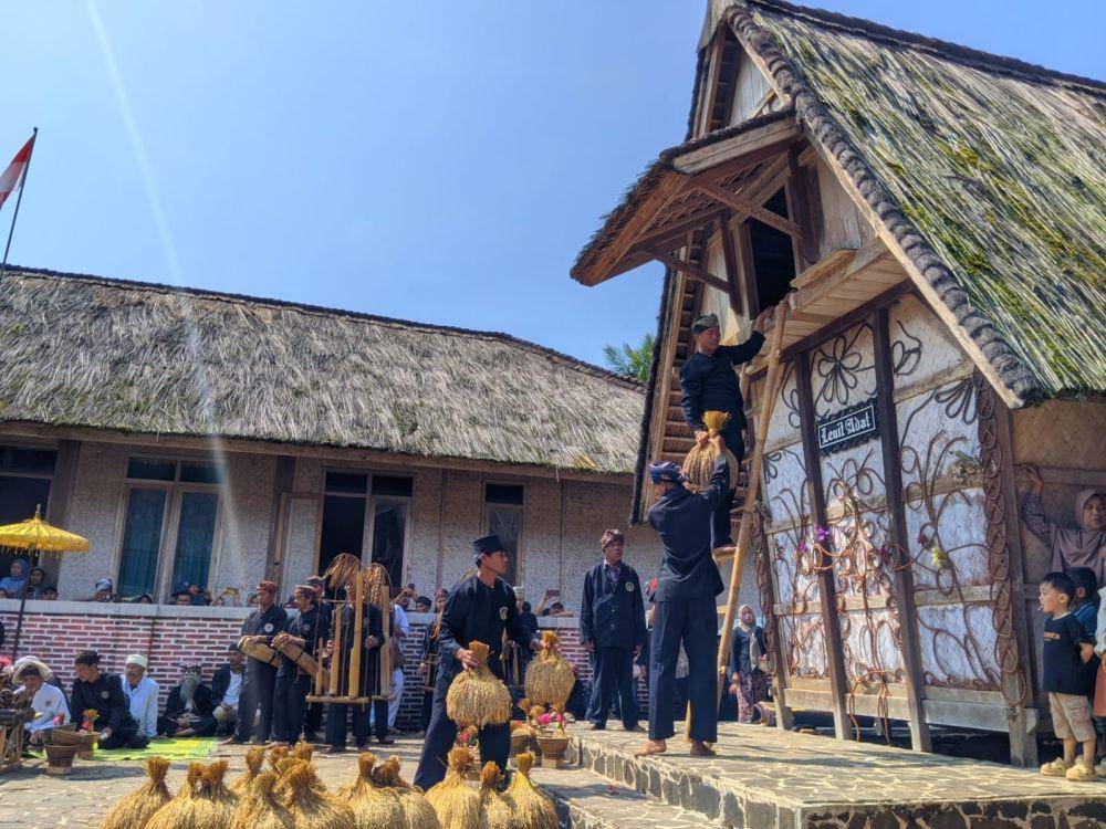 Dok. Kasepuhan Cisungsang