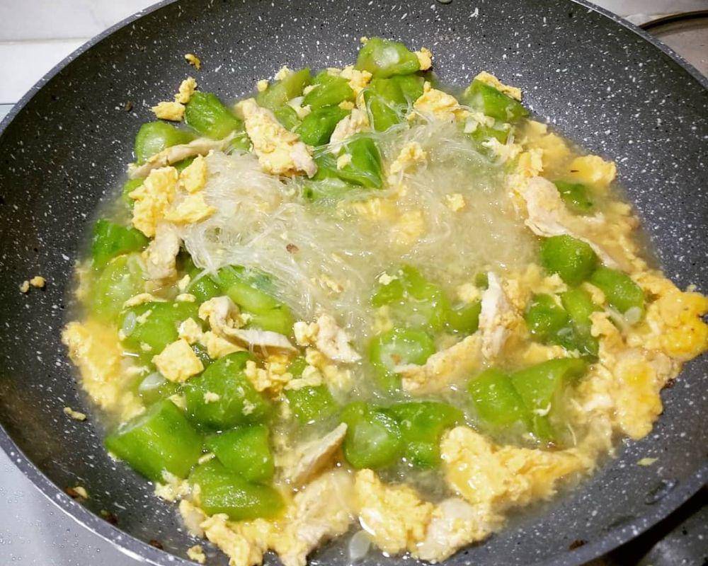 Ilustrasi sup oyong misoa. (Instagram.com/ik_tchen)