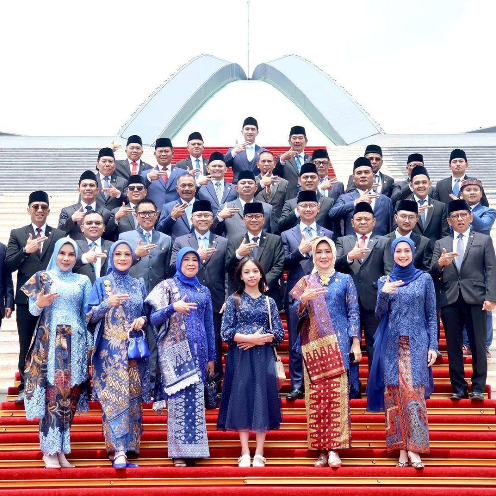 Penampilan Tokoh Publik Hadiri Pelantikan Anggota DPR RI 2024-2029. (instagram.com/widyamuradismail)