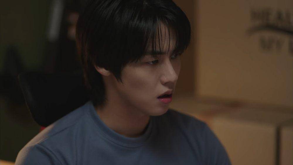 Lee Seung Hyub di drama Love Next Door (dok. tvN/Love Next Door)