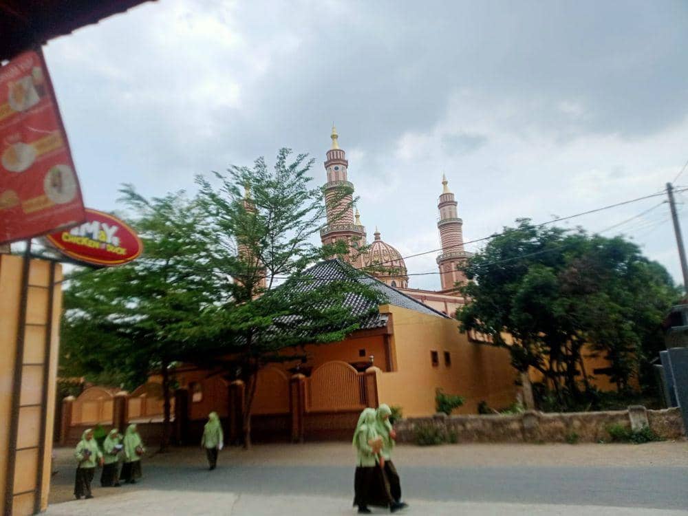 Suasana Mts Al Mahmud di Blitar.IDN Times/ Istimewa