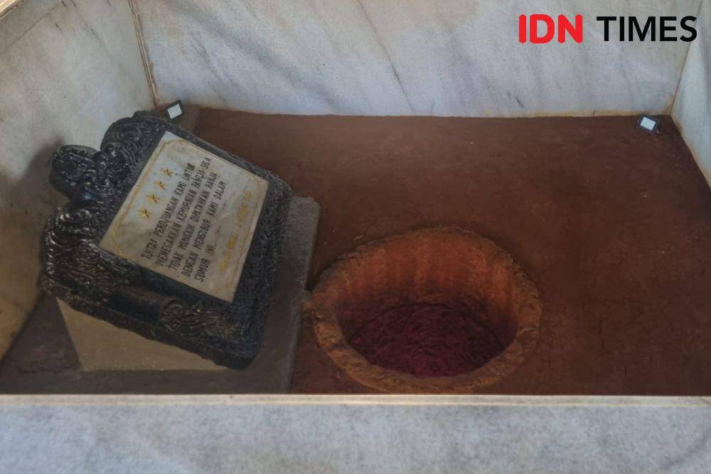Sumur Lubang Buaya di Monumen Pancasila Sakti