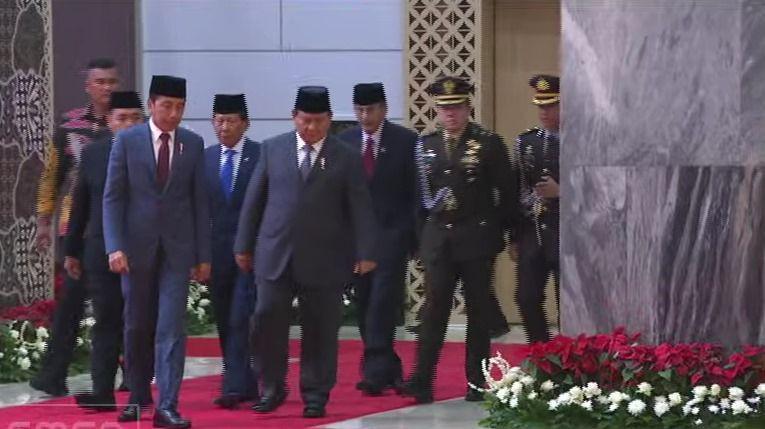 Jokowi dan Prabowo Hadiri Pelantikan Anggota DPR RI Terpilih 2024-2029