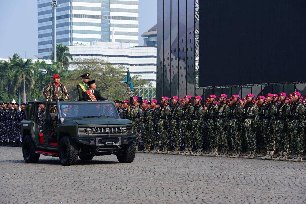 Gladi Kotor Upacara Parade dan Defile serta demonstrasi ketangkasan Prajurit, Senin (30/9/2024). (Dok. Korps Marinir)