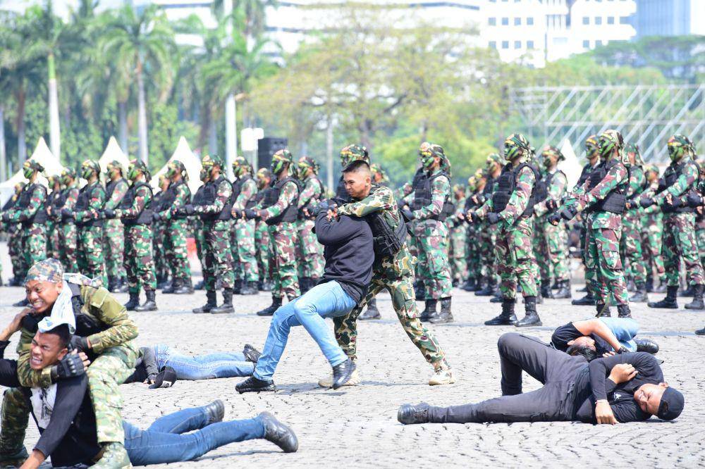 Gladi Kotor Upacara Parade dan Defile serta demonstrasi ketangkasan Prajurit, Senin (30/9/2024). (Dok. Korps Marinir)