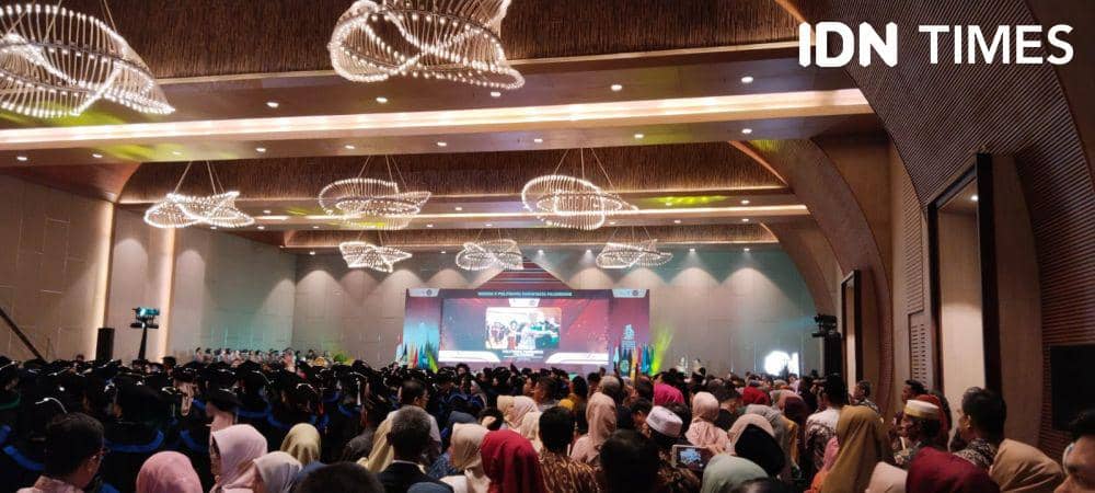 Lulusan Poltekpar Palembang (IDN Times/Feny Maulia Agustin)