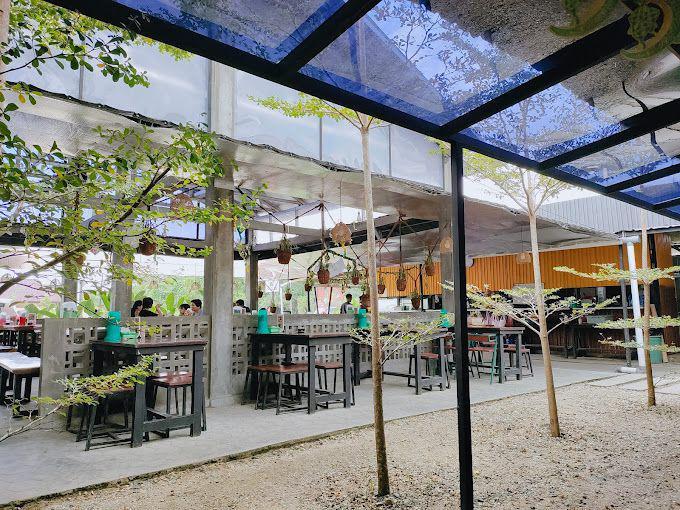 7 Kuliner yang Lokasinya Dekat dari Bundaran Singkawang