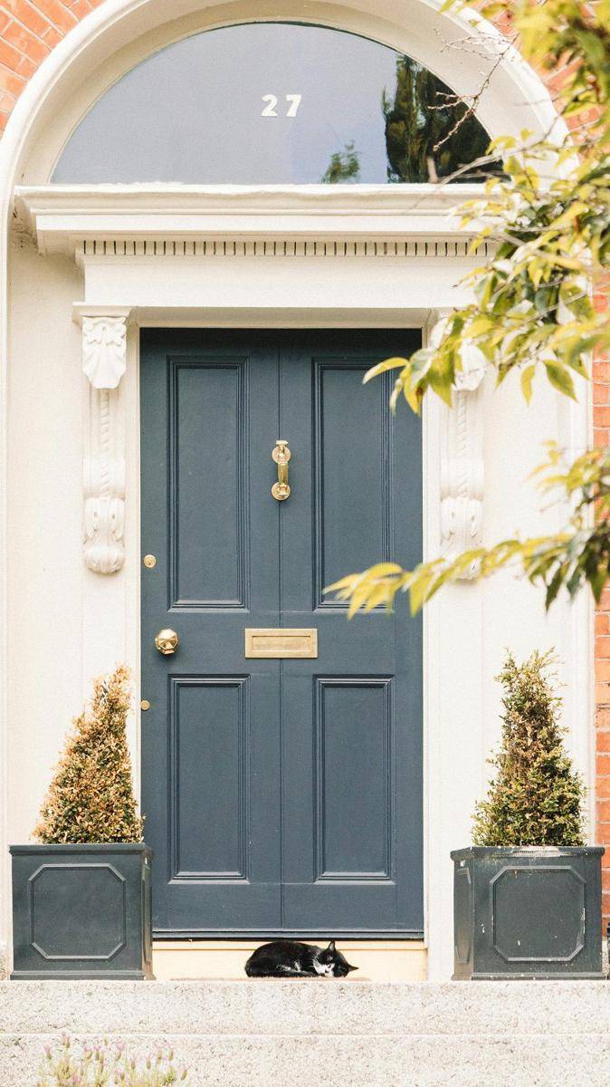 inspirasi pintu gaya Victoria (pexels.com/@joaquin-carfagna-3131171)