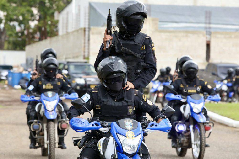 Polisi Nasional Guatemala. (x.com/FJimenezmingob)