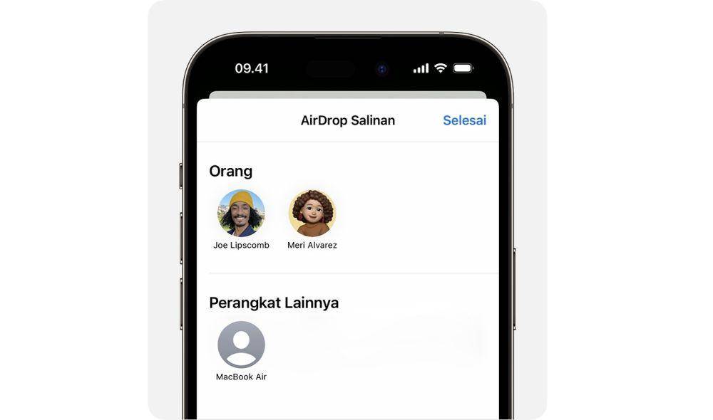 `ilustrasi menyalakan AirDrop di iPhone (dok. Apple Support)
