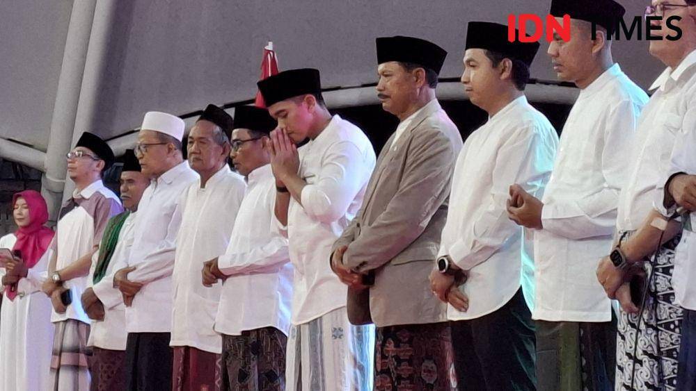 Kaesang Hadiri Maulid Nabi di Madiun, Bagikan Tiket Umrah