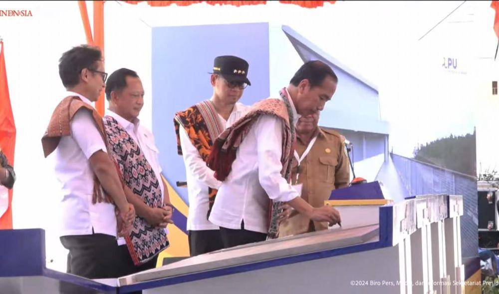 Presiden Jokowi meresmikan tujuh Pos Lintas Batas Negara (PLBN) terpadu pada Rabu (2/10/2024) (Youtube.com/Sekretariat Presiden)