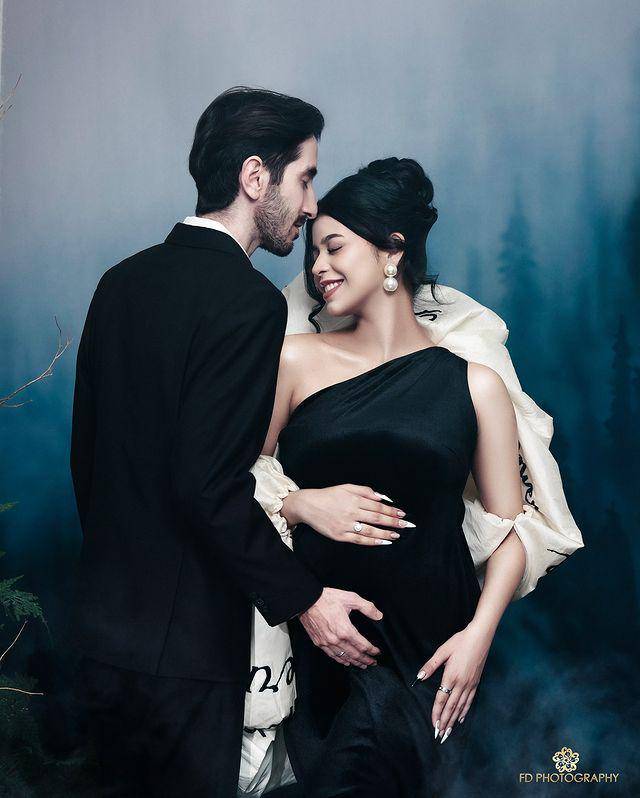 maternity shoot Jharna Bhagwani dan suami (Instagram.com/jharnabhagwani)