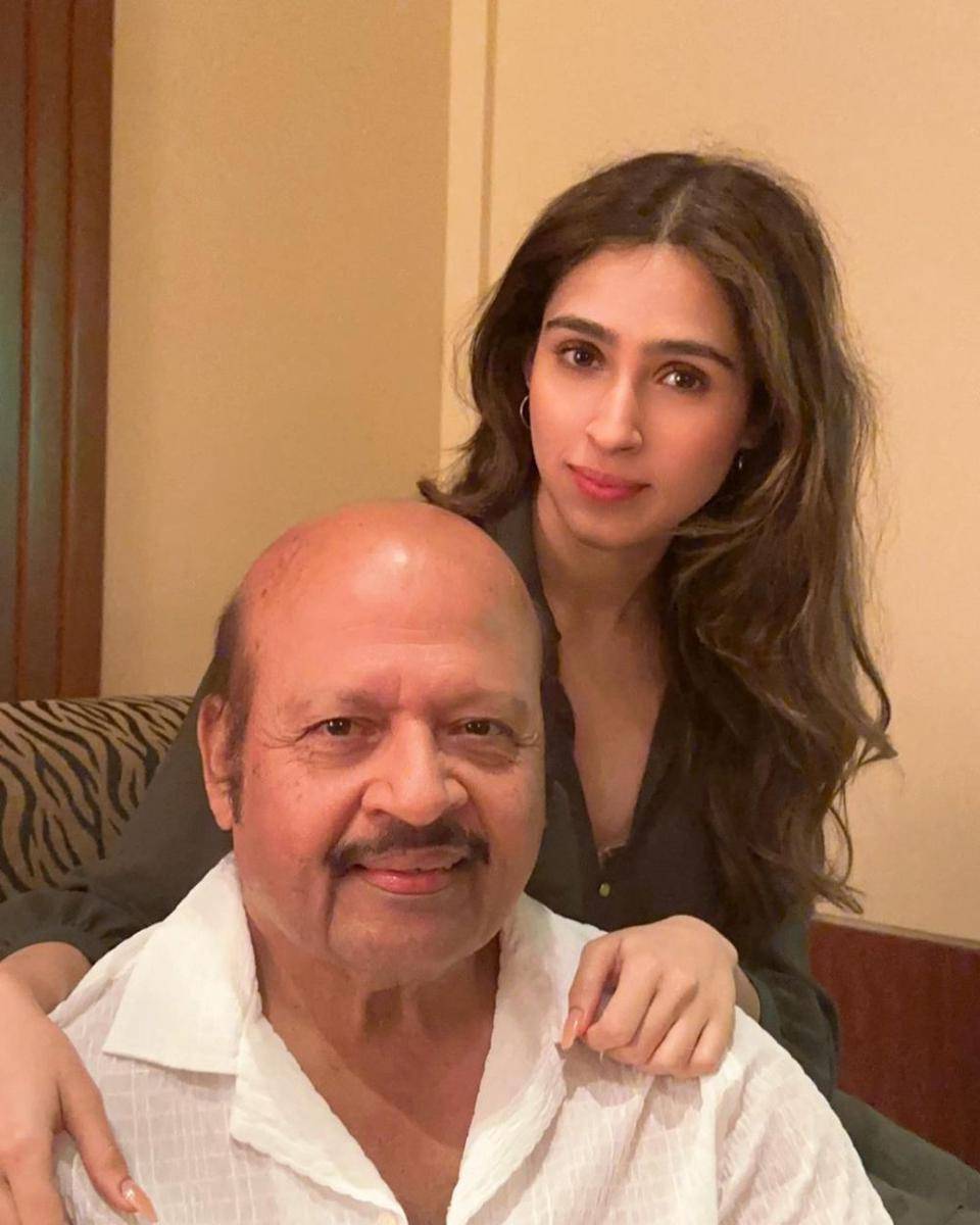 Rajesh Roshan dan Pashmina Roshan (instagram.com/pashminaroshan)