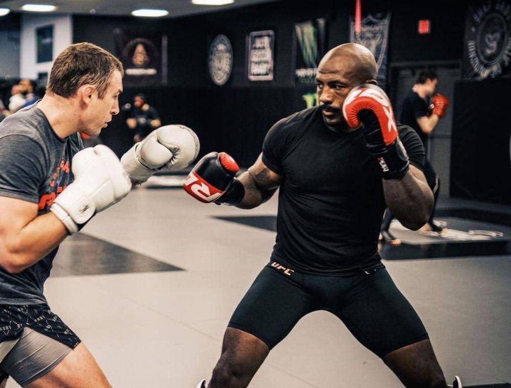 Khalil Rountree Jr (kanan) saat berlatih. (instagram.com/khalilrountree)