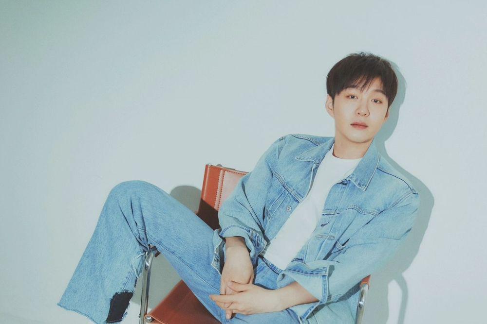 Changsub BTOB Rilis Full Abum Pertama Usai Kondisi Pita Suara Membaik