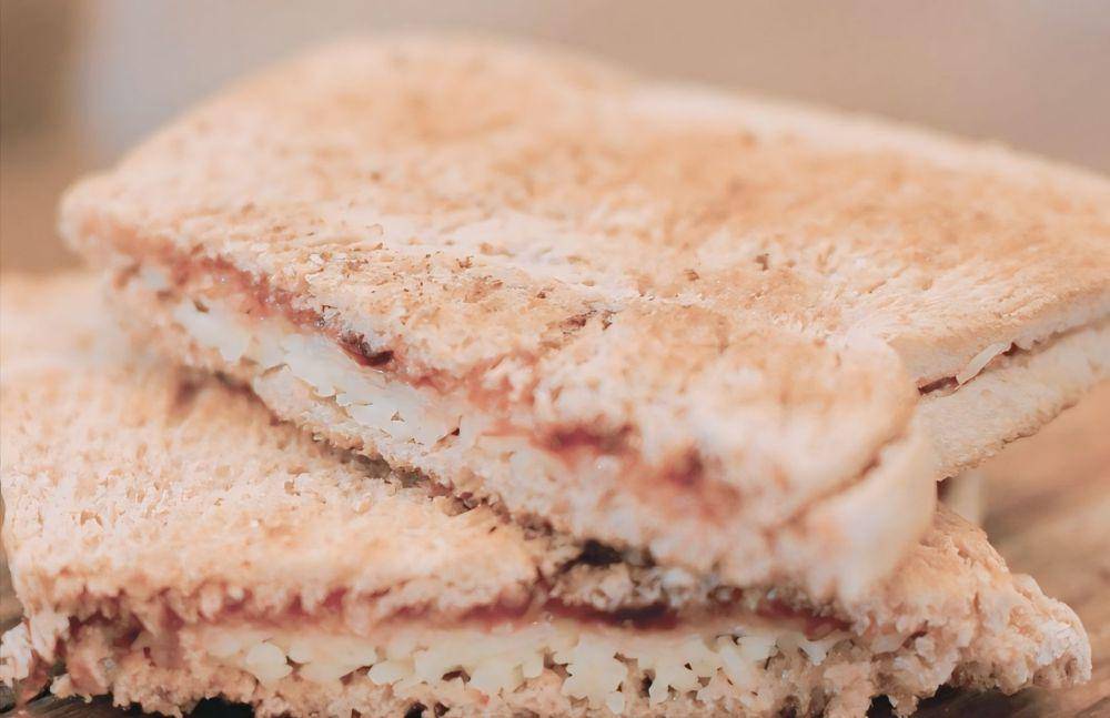 potret hidangan toast di Butter Toast Kopitiam (instagram.com/buttertoastkopitiam)