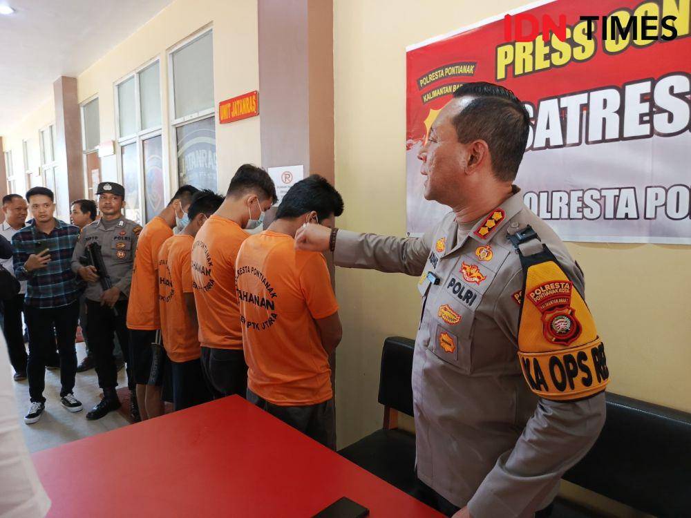 4 warga jadi tersangka usai keroyok maling hingga tewas. (IDN Times/Polresta Pontianak).