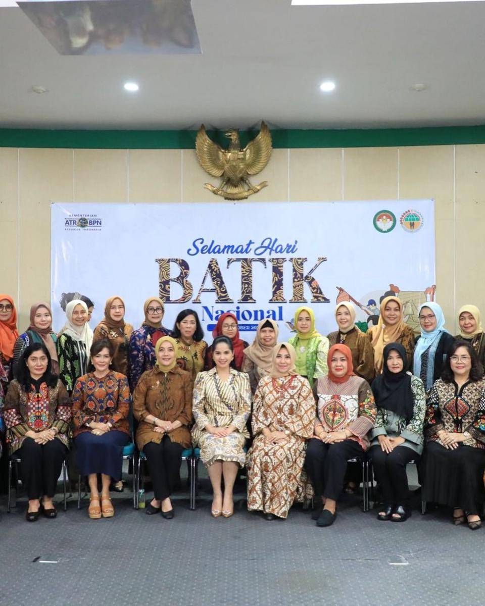potret Annisa Yudhoyono peringati Hari Batik Nasional (instagram.com/annisayudhoyono)