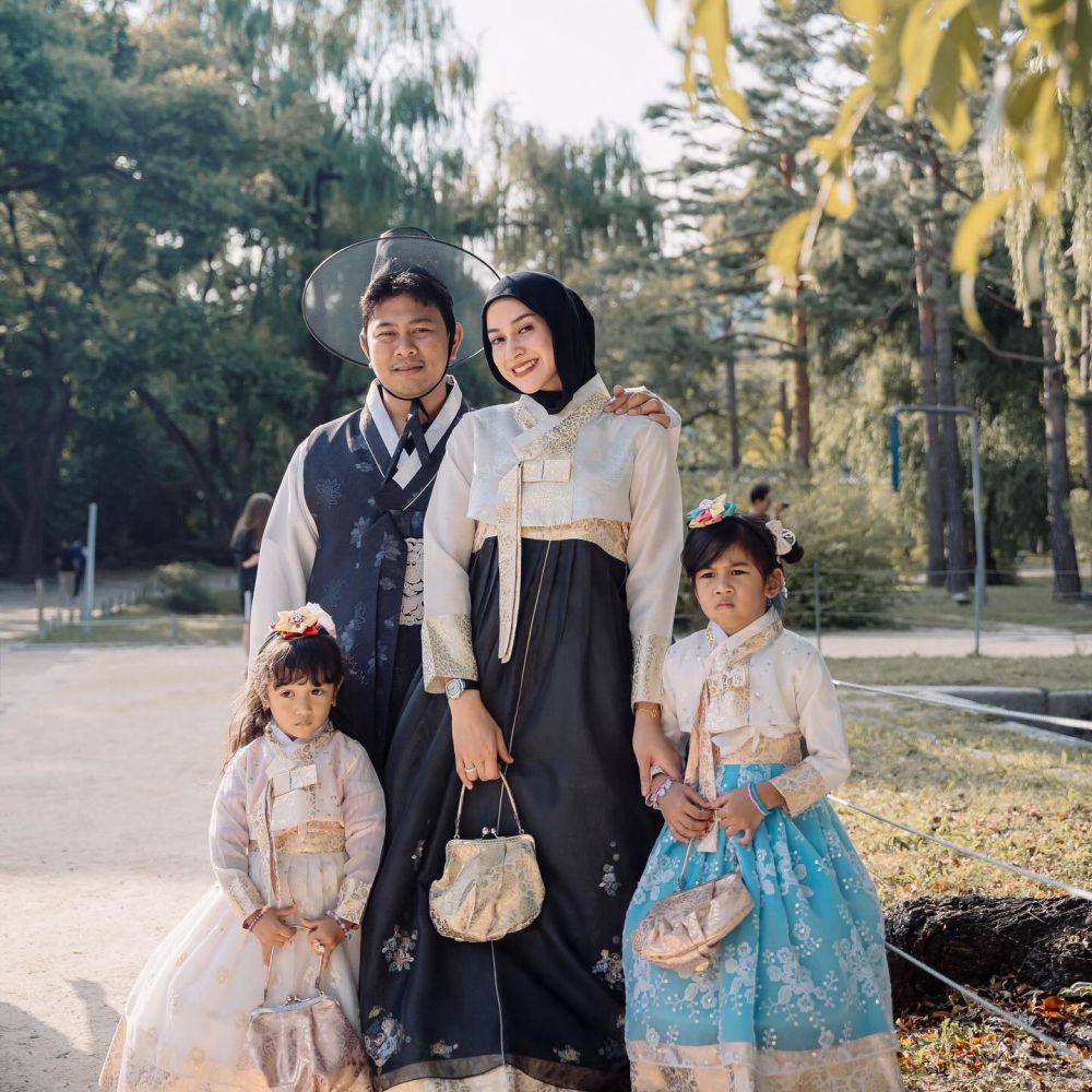 potret keluarga Nina Zatulini (instagram.com/ninazatulini22)