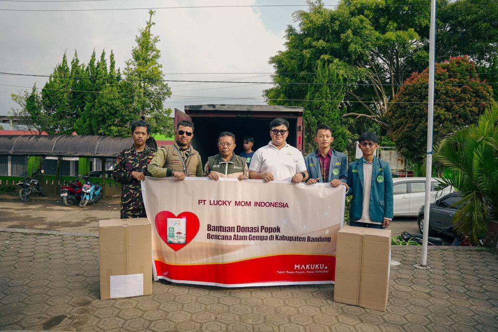 PT Lucky Mom Indonesia Donasikan Popok untuk Anak Korban Gempa